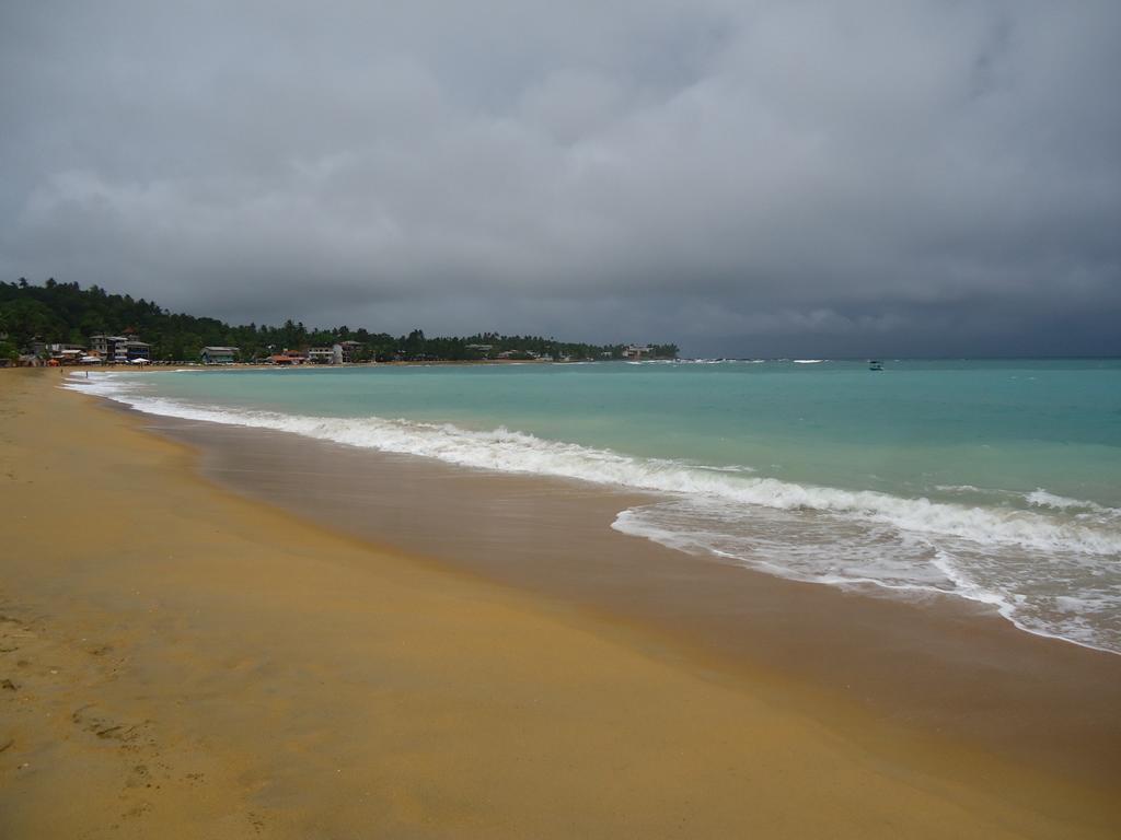 Santori Unawatuna Exterior foto